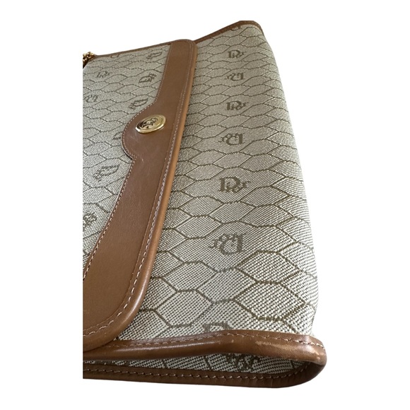 CHRISTIAN DIOR Vintage Honeycomb Canvas Shoulder Bag with Chain Beige - Picture 12 of 16